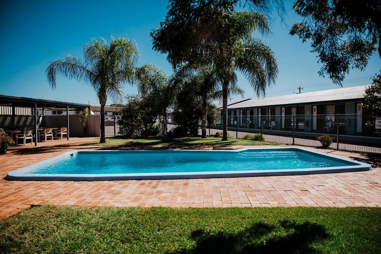 Kalgoorlie Overland Motel Esterno foto